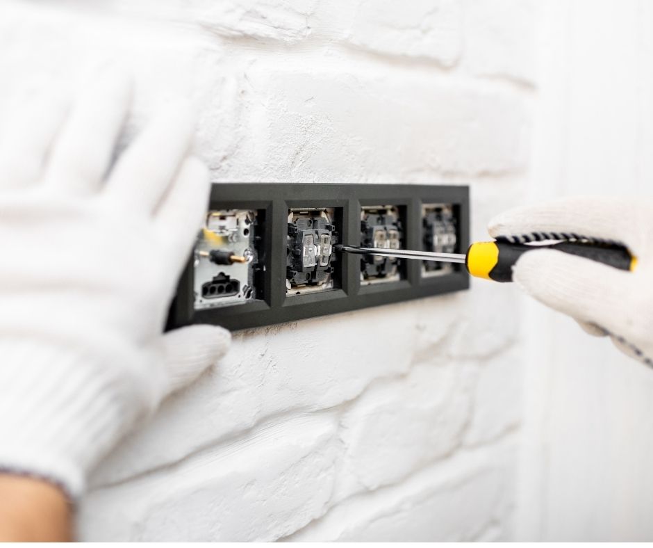 Ostim Elektrik Priz Anahtar Montajı